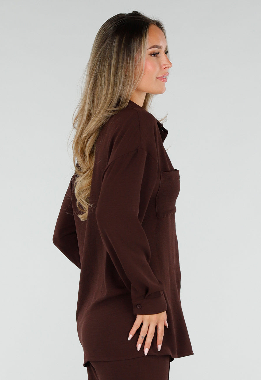 Bruine Oversized Blouse met Lange Mouwen en Knoopsluiting