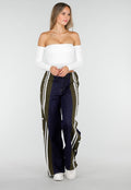 Witte Off Shoulder Top met Lange Mouwen en Stretchstof