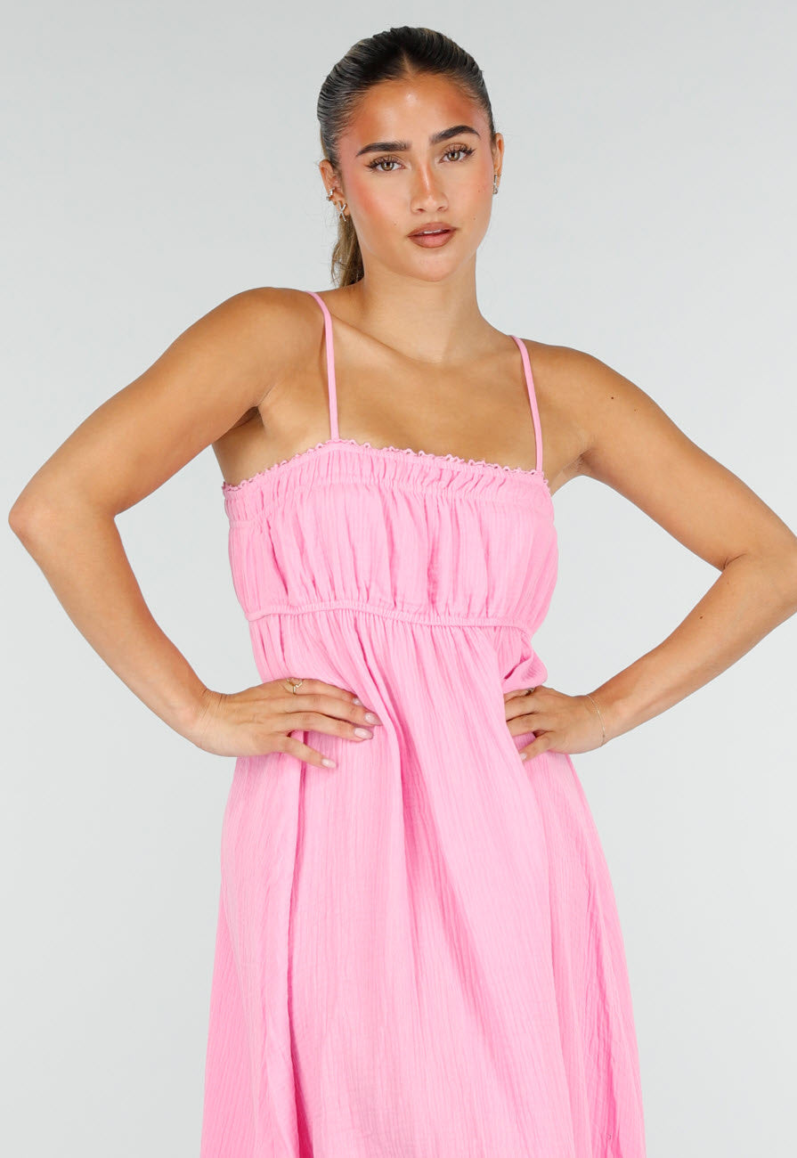 Roze Mousseline Maxi Jurk met Spaghettibandjes en Smokdetail