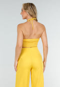 Gele Set met Halter Crop Top en Wijde High Waist Broek