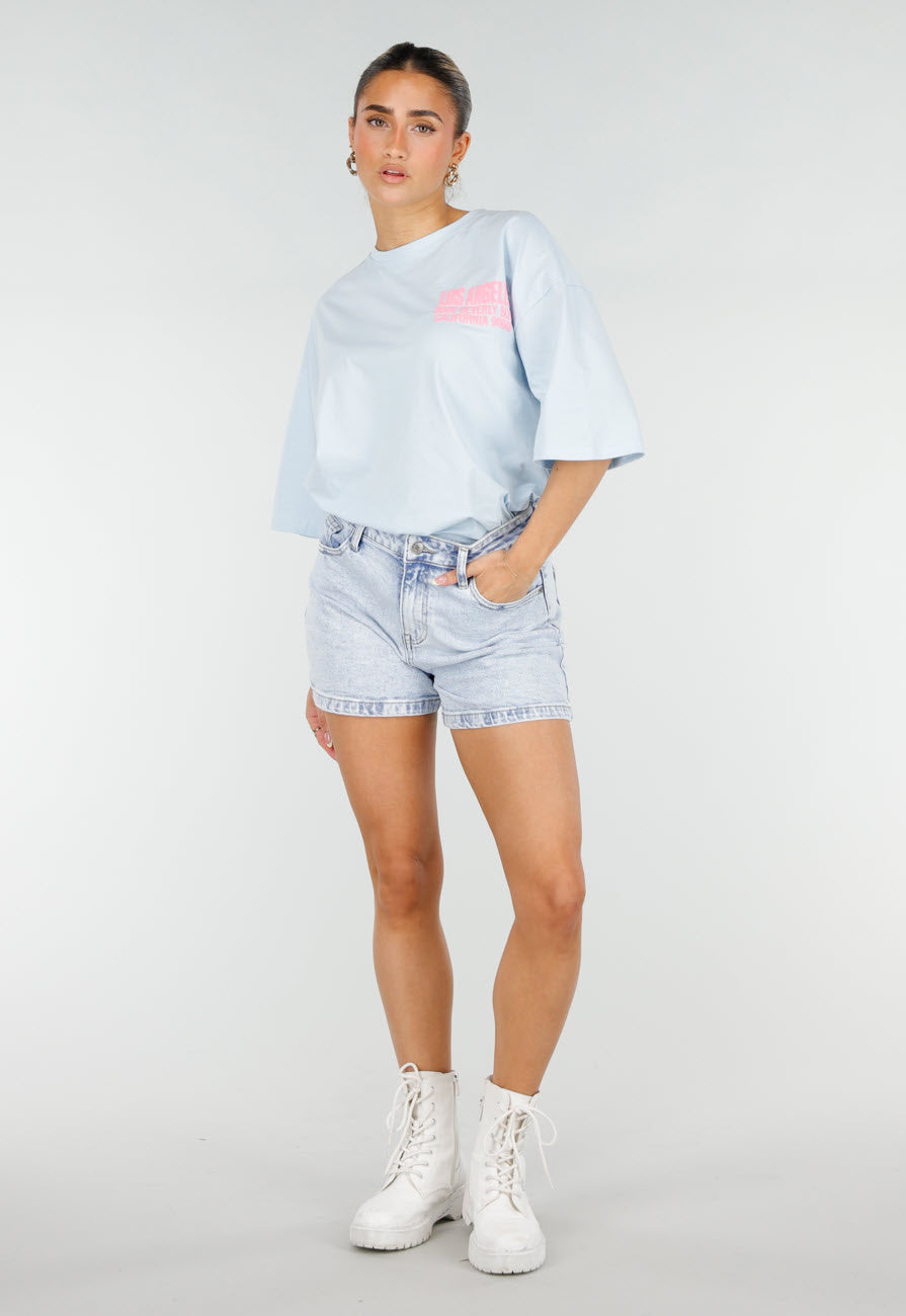 Lichtblauw T-shirt met Roze Print en Korte Mouwen en Ronde Hals