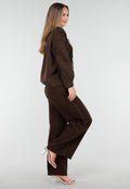 Bruine Trui met V-Hals en Rafel Details