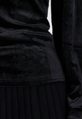 Zwarte Fluwelen Top met V-Hals en Choker Detail