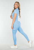 Lichtblauwe Sportset met Cargozakken en Scrunch