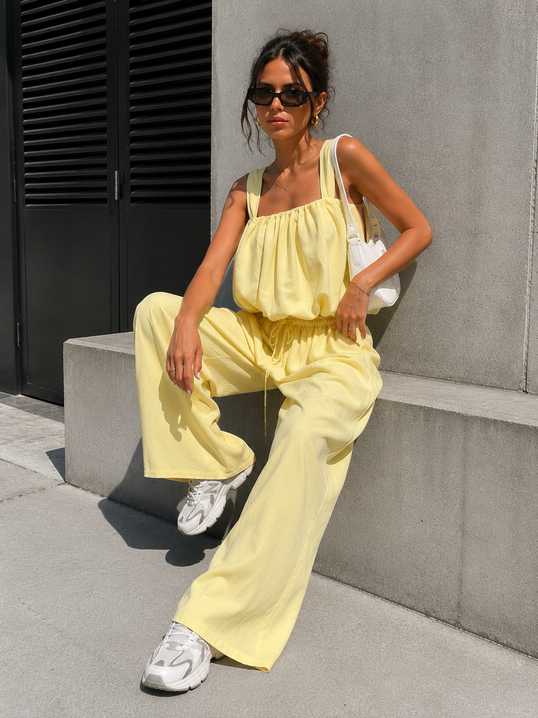 Lichtgele Stretch Two Piece Set met Mouwloze Top en Wide Leg Broek