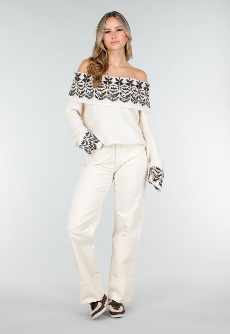 Crèmekleurige Off Shoulder Wollen Stretch Trui met Bruin Patroon