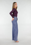 Paarse Top met Cut Out Detail