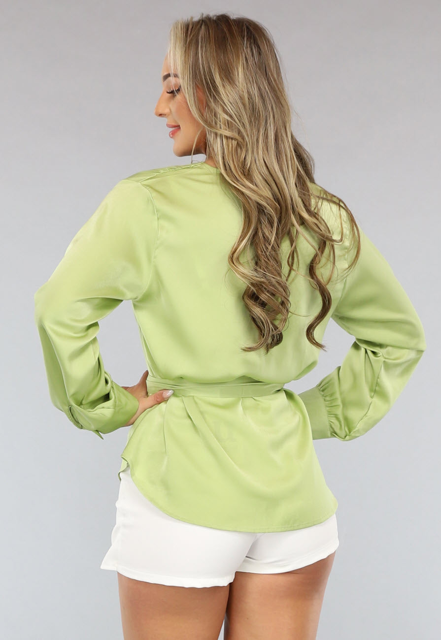 Groene Satijnen Overslag Blouse met Ceintuur