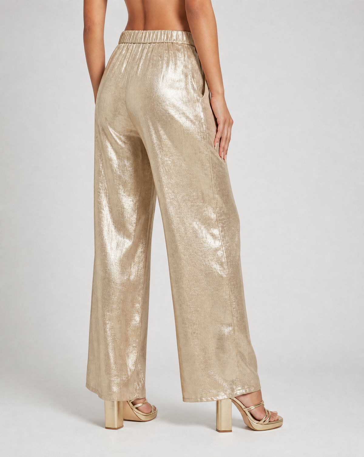 Gouden Wide Leg Broek met Plooien en Stretch Taille