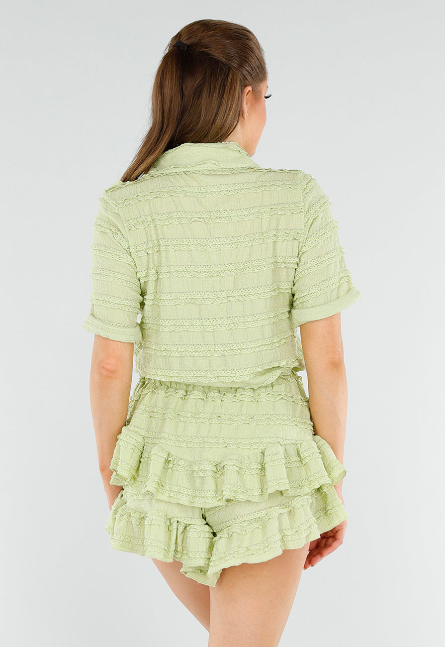 Lichtgroene Set met Kraagshirt en Gelaagde Rucheshort