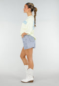 Lichtgeel Oversized T-shirt met Blauwe Tekst en Korte Mouwen