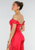 Rode Stretch Satijnen Off Shoulder Maxi Jurk met Split