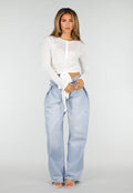 Witte Top met Knoopsluiting, Strik en Lange Mouwen