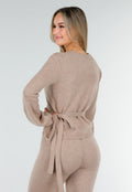 Beige Gebreide Wikkeltop met Strikceintuur en Lange Mouwen