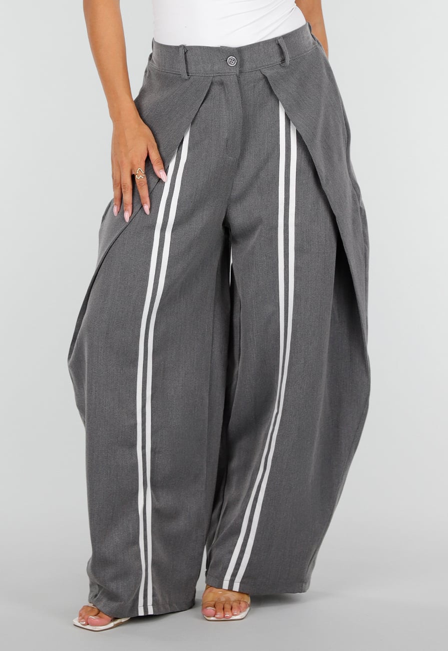 Grijze Wide Leg Pantalon met Witte Strepen en Plooidetail