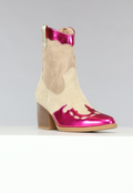 Suèdelook Laarsjes met Roze Metallic details