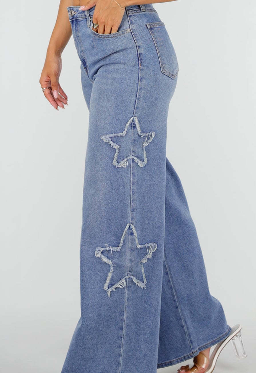 Blauwe Wide Leg Jeans met Sterren en Gerafelde Details