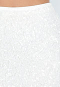 Witte Midi Rok met All Over Pailletten en Subtiele Uitlopende Zoom