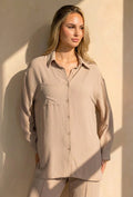 Beige Blouse met Kraag, Knoopsluiting en Lange Mouwen