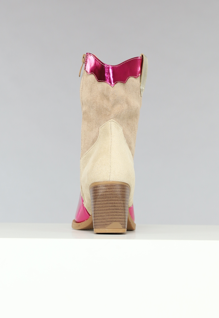 Suèdelook Laarsjes met Roze Metallic details