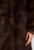 Bruine Faux Fur Jas met Brede Reverskraag