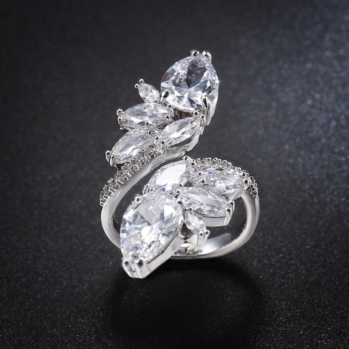 Zilveren Verstelbare Strass Ring met Druppels
