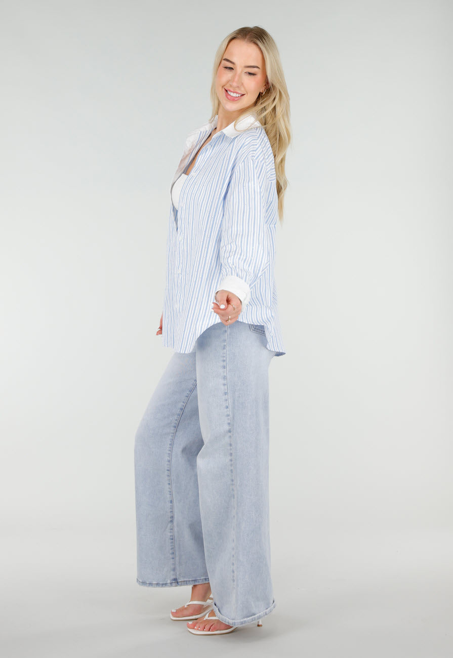 Lichtblauwe Gestreepte Blouse met Strass Steentjes en Lange Mouwen
