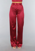 Burgundy Pantalon van Stretch Satijn in Model