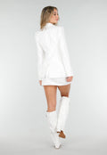 Witte Blazer met Schoudervulling en Dubbele Knoopsluiting