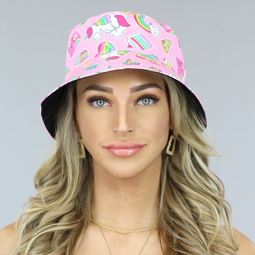Roze Bucket Hat met Regenboog Snoepjes