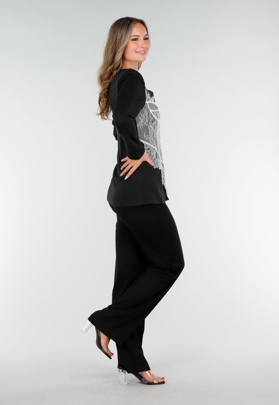 Zwarte Blazer met Lange Mouwen en Wit Kant Detail