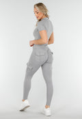 Lichtgrijze Sportset met Cargozakken en Scrunch