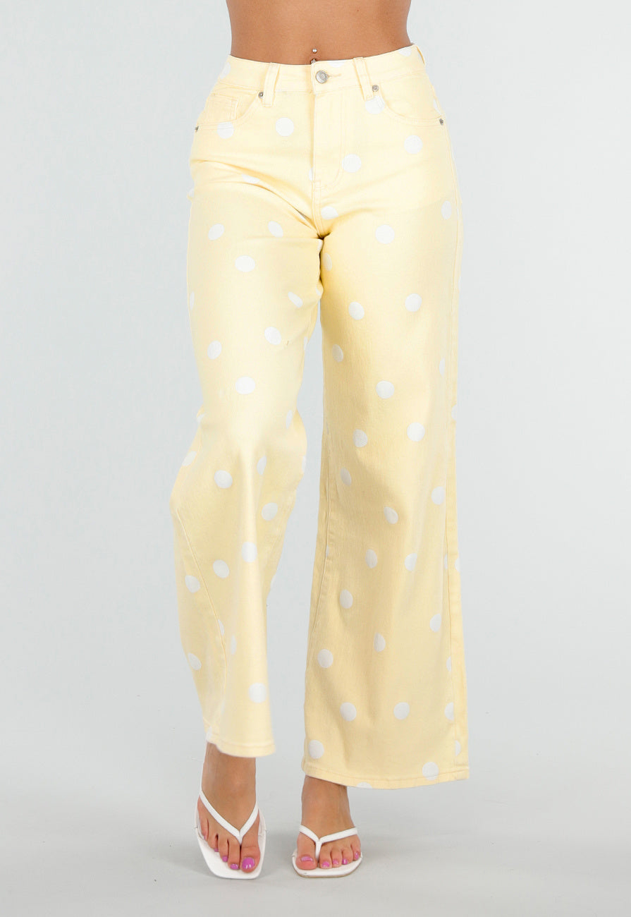 Butter Yellow Wide Leg Jeans met Polkadotprint