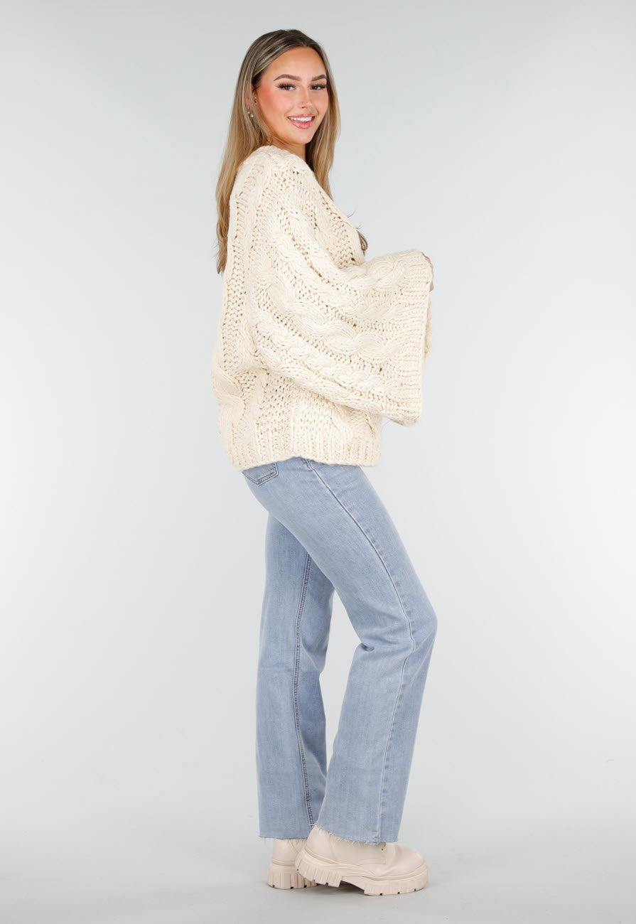 Cream Oversized Grofgebreide Kabeltrui met Lange Mouwen