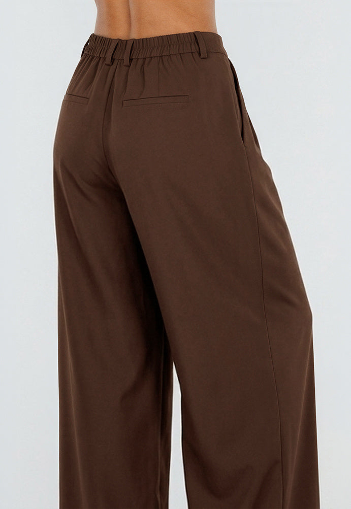 Donkerbruine Petite Pantalon met Wijde Pijpen en Plooien
