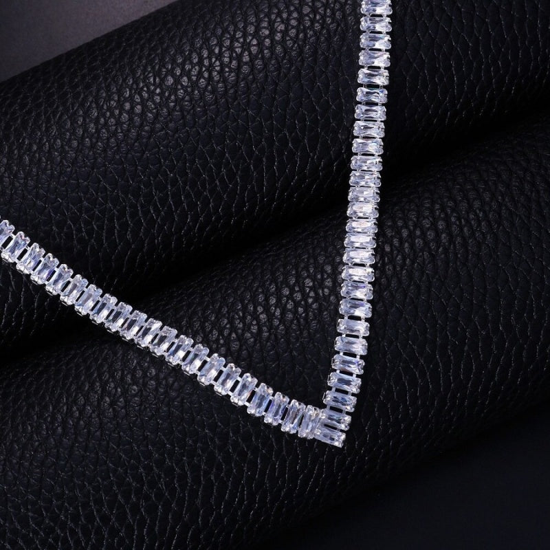 Zilveren Diamanten Hals Ketting met V-Vorm