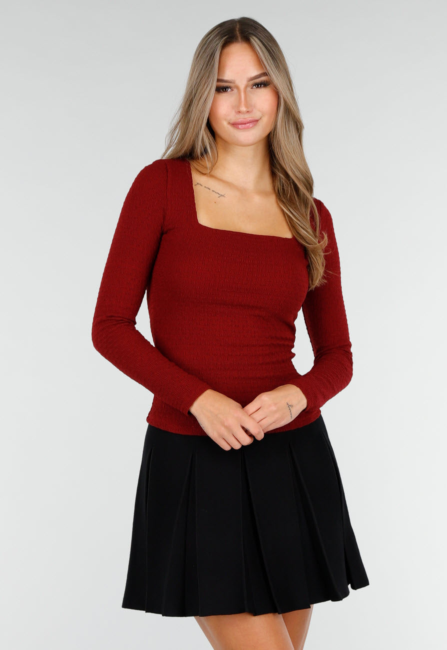 Bordeauxrode Stretch Top met Vierkante Halslijn