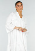 Witte Midi Jurk met V-hals en Ruffle Details