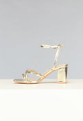 Metallic Gouden Strap Hakken met Lage Hak