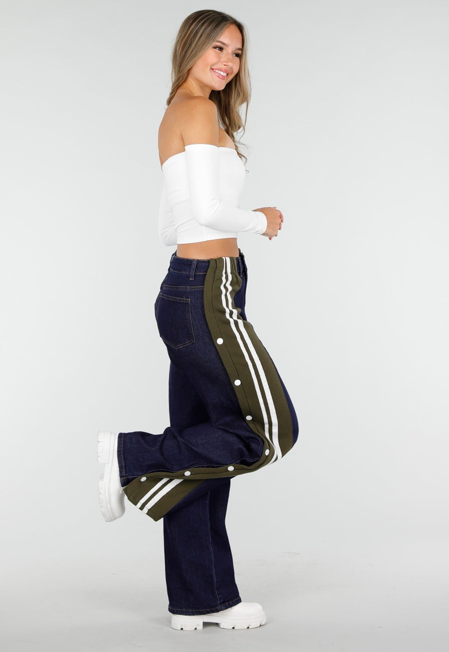 Witte Off Shoulder Top met Lange Mouwen en Stretchstof