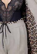 Taupe Blazerset met Leopard Details
