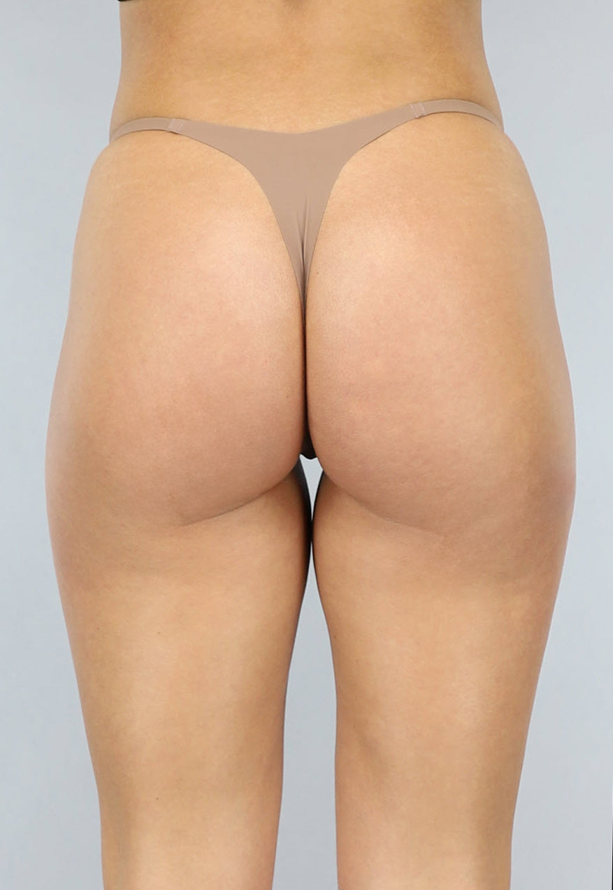 Bruine Naadloze String met Hart Details