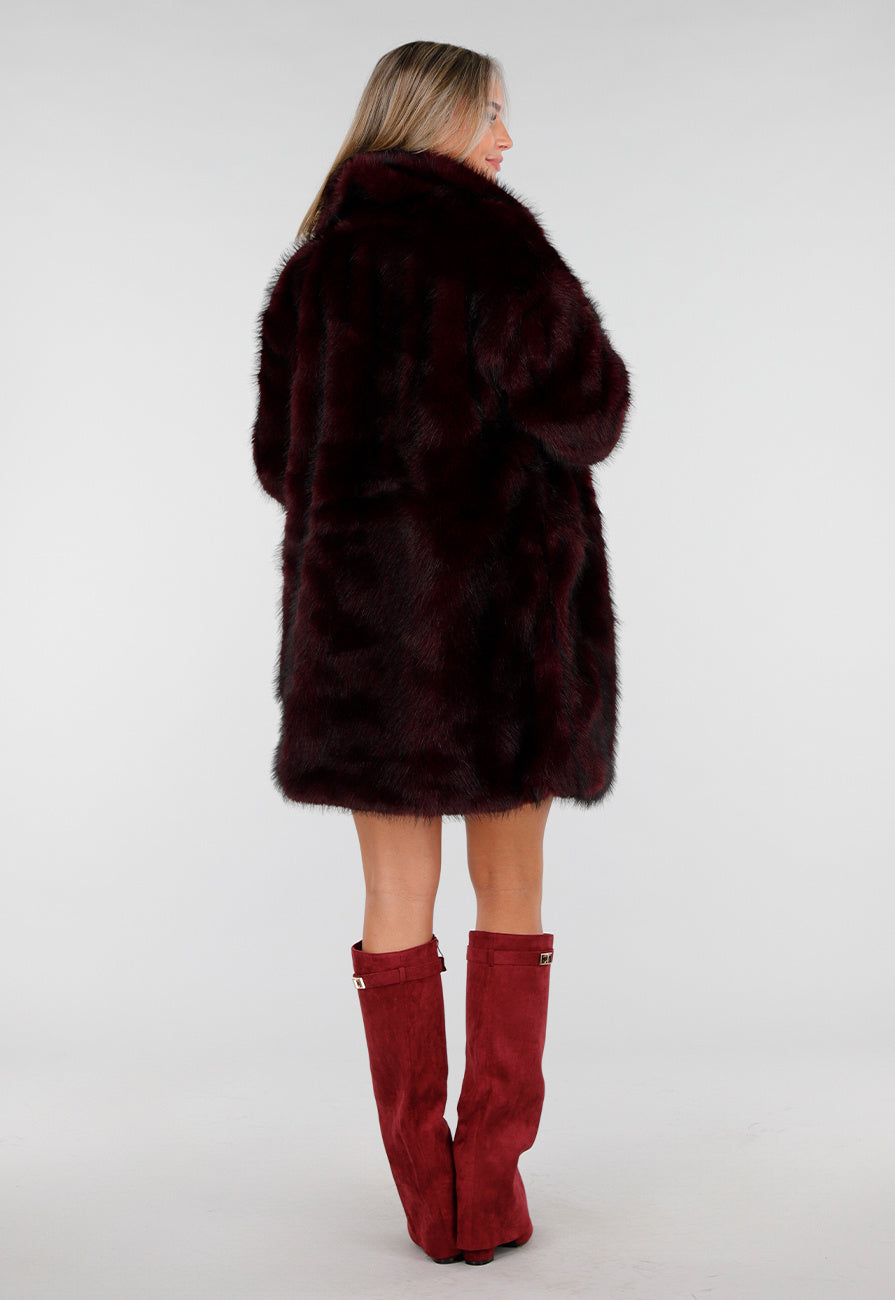 Donkerrode Faux Fur Jas met Brede Reverskraag