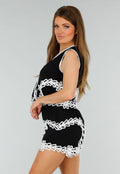 Zwarte Tweedelige Stretch Set met Witte Gehaakte Details en Elastische Tailleband