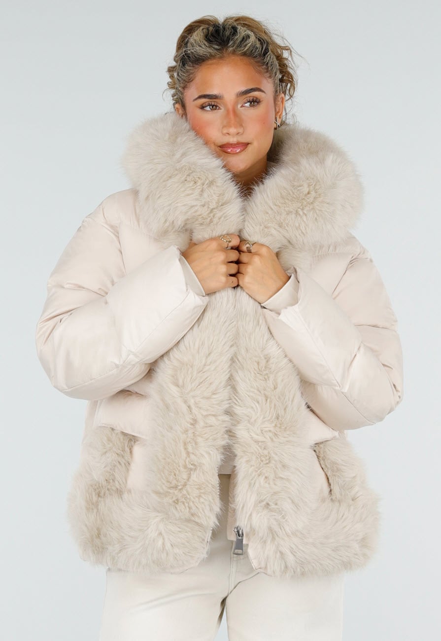 Beige Korte Puffer Winterjas met Afneembare Bontkraag