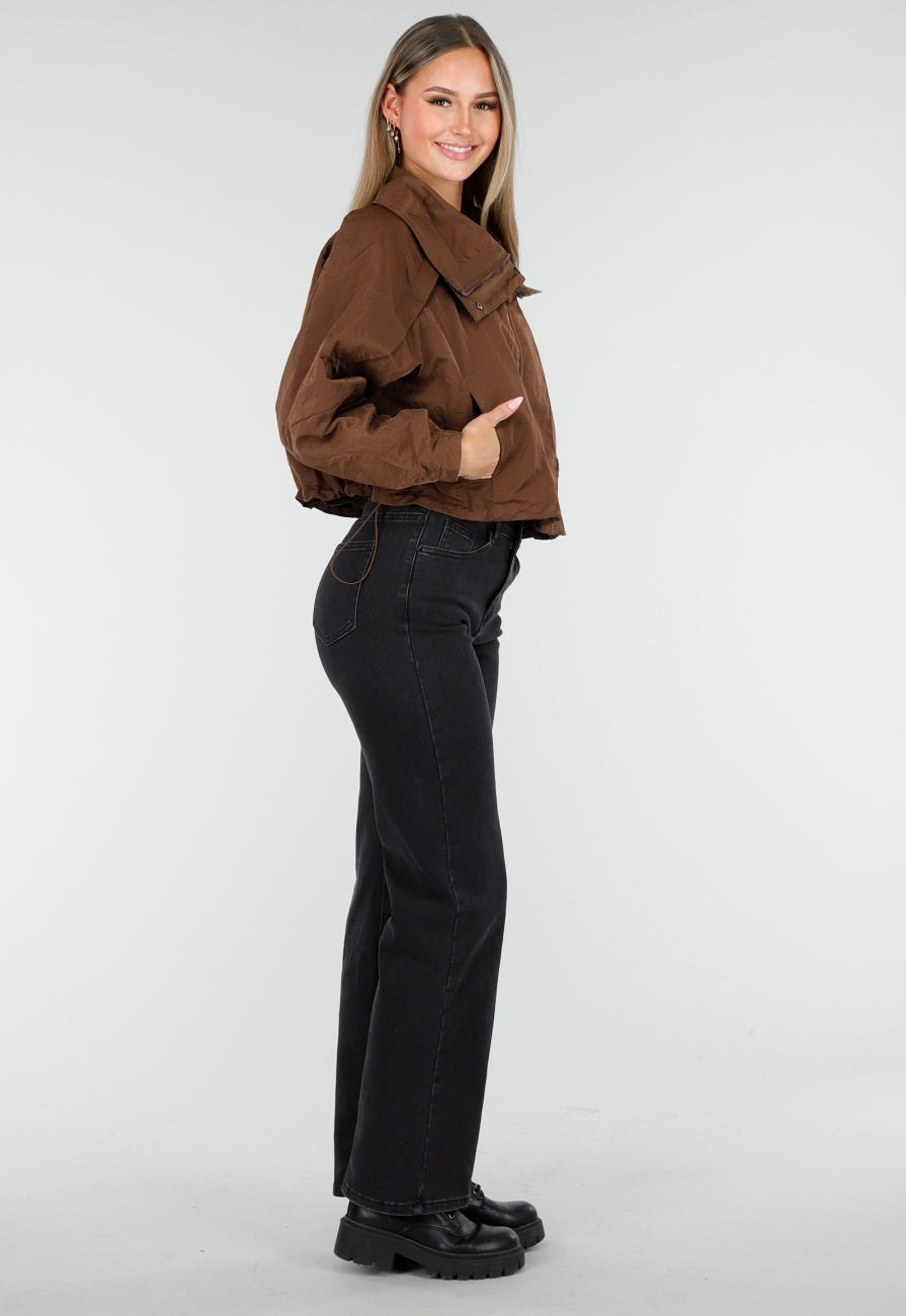 Bruine Cropped Windbreaker Jas met Brede Kraag