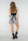 Grijze Denim Shorts met Studs en Rechte Pijpen