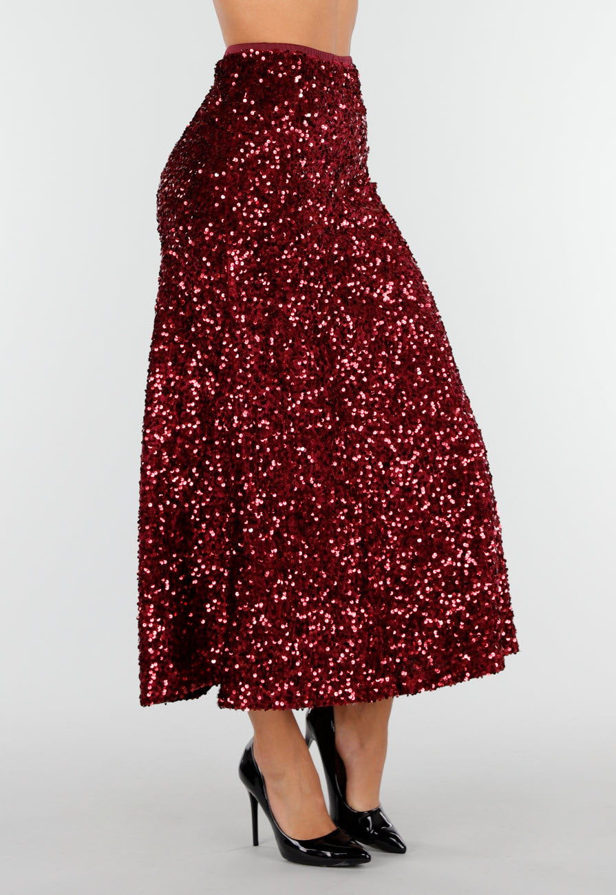 Rode Midi Rok met All Over Pailletten en Subtiele Uitlopende Zoom