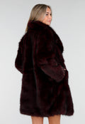 Donkerrode Faux Fur Jas met Brede Reverskraag