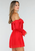 Rode Off Shoulder Jurk met Strikdetail